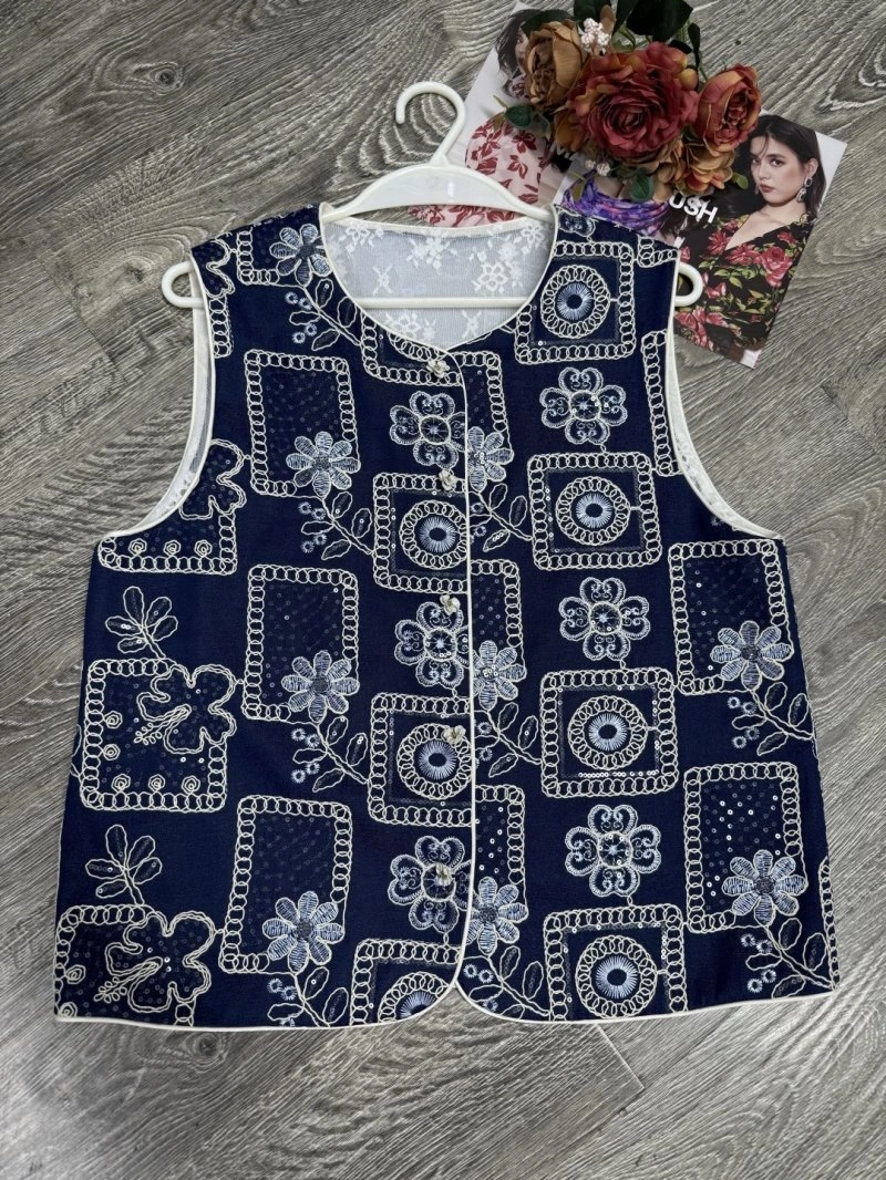 NewStyle Chanel Vest 110059