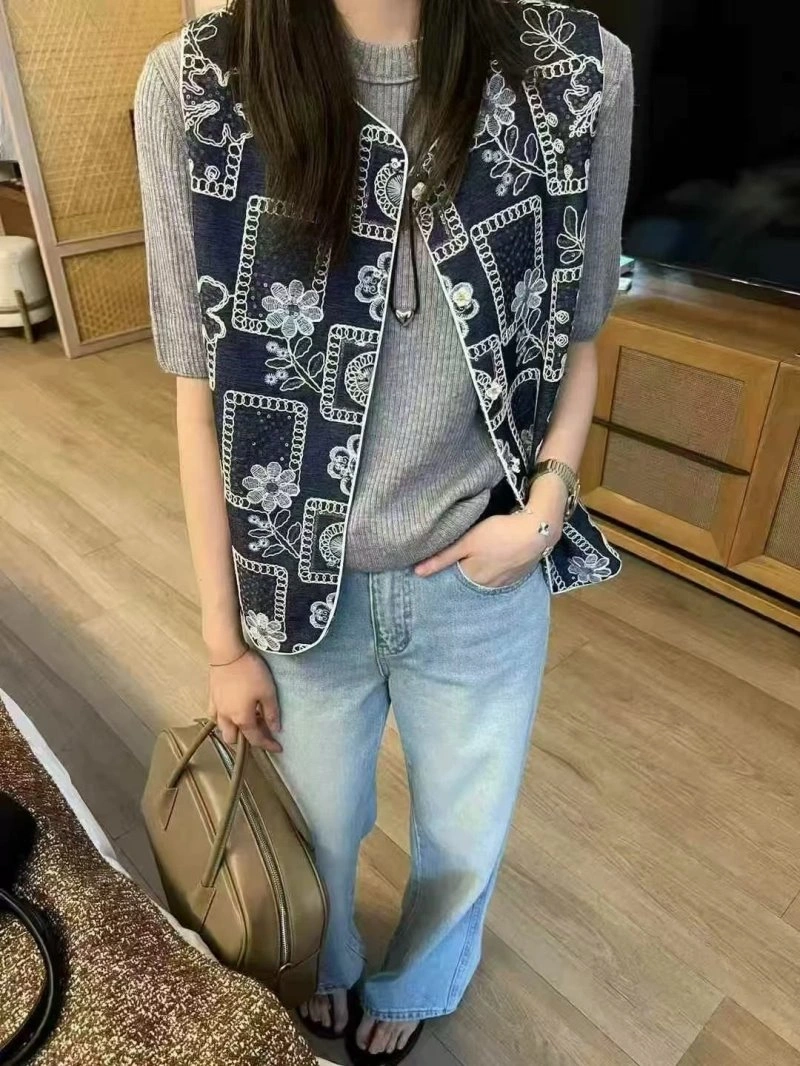 NewStyle Chanel Vest 110059