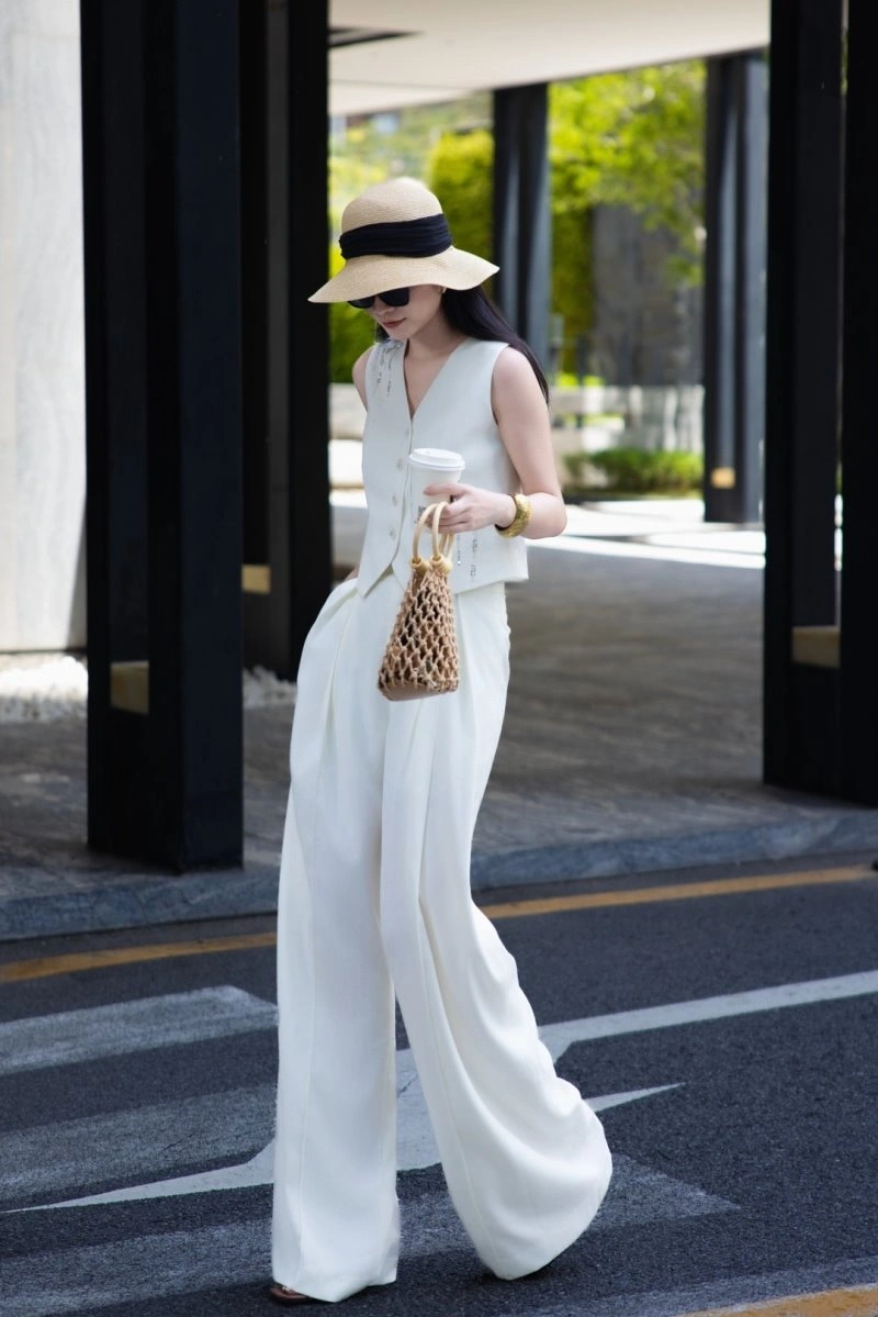 TopPick Chanel Vest 110036