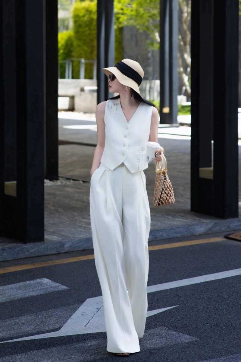 TopPick Chanel Vest 110036