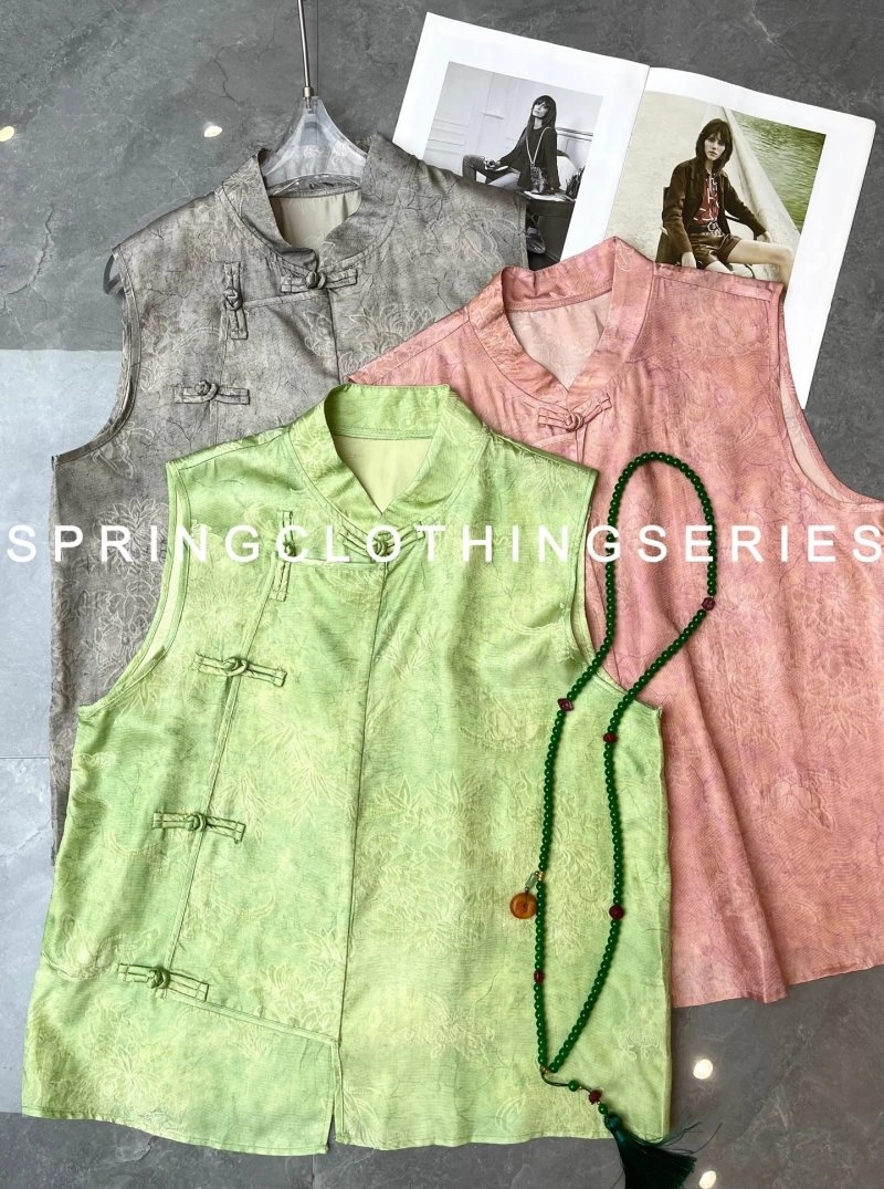 Original Chanel Vest 110057