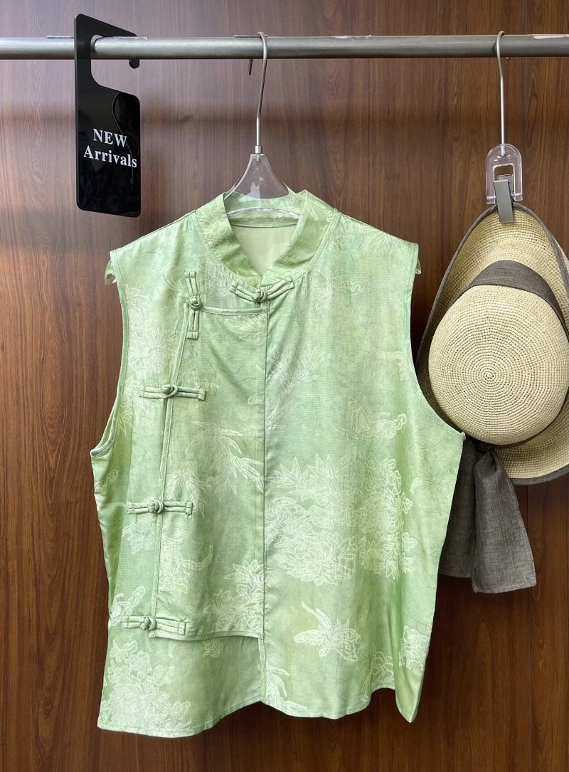 Original Chanel Vest 110057