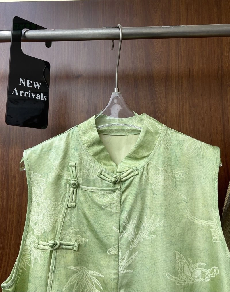 Original Chanel Vest 110057