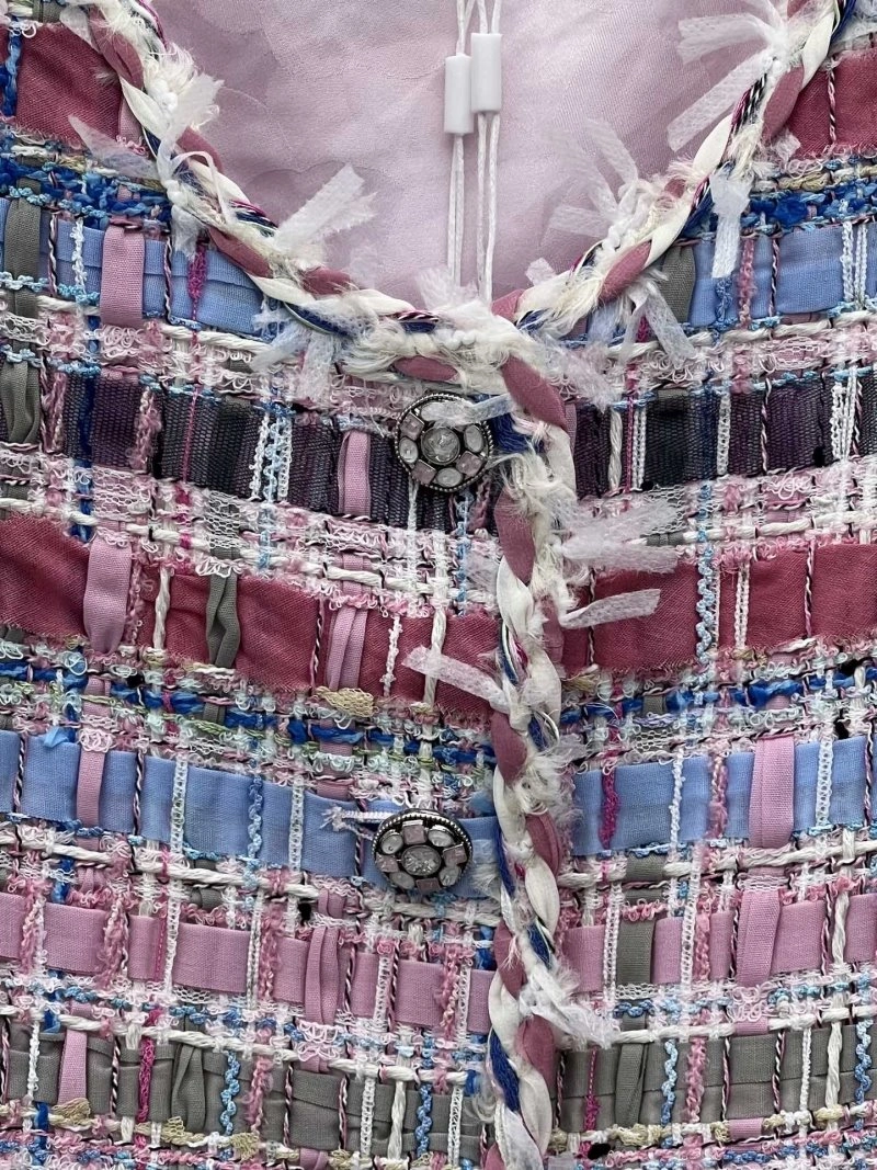 Stretchable Chanel Vest 110024