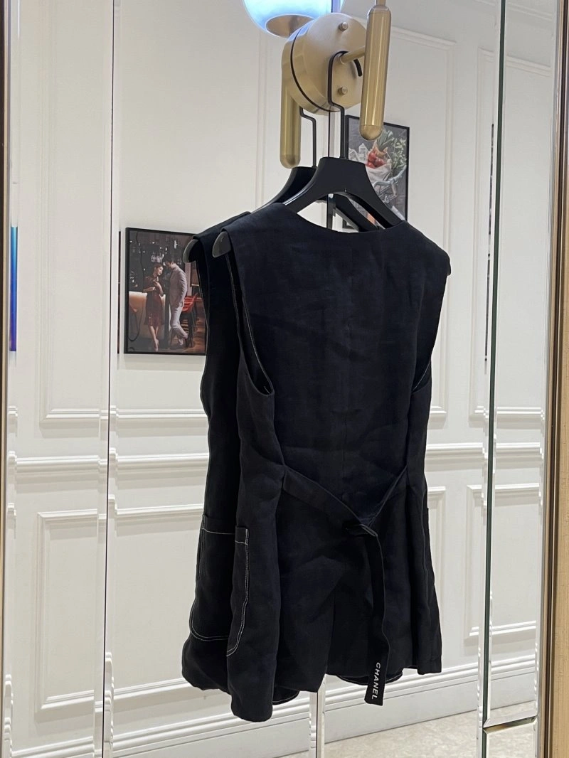 TravelReady Chanel Vest 110018