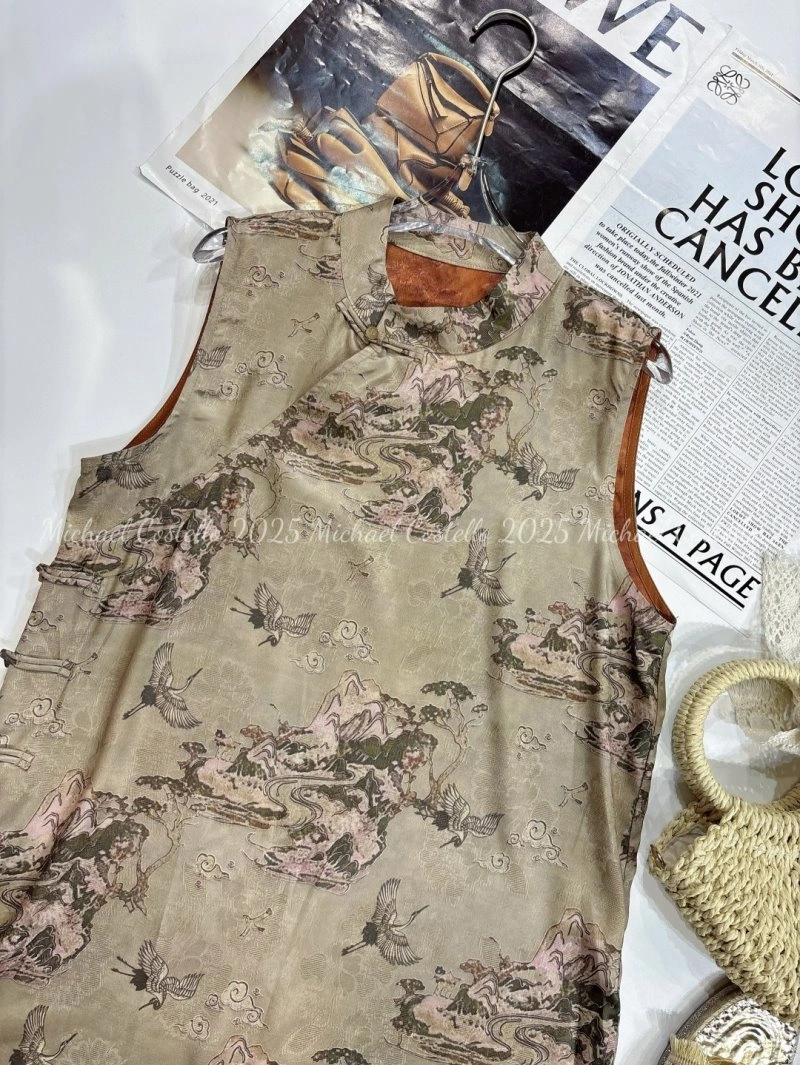 Chanel Vest Timeless 110010