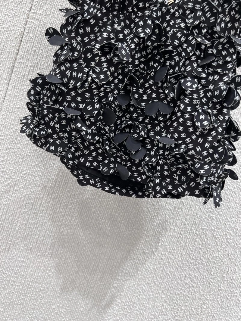 Cozy Chanel Vest 109997