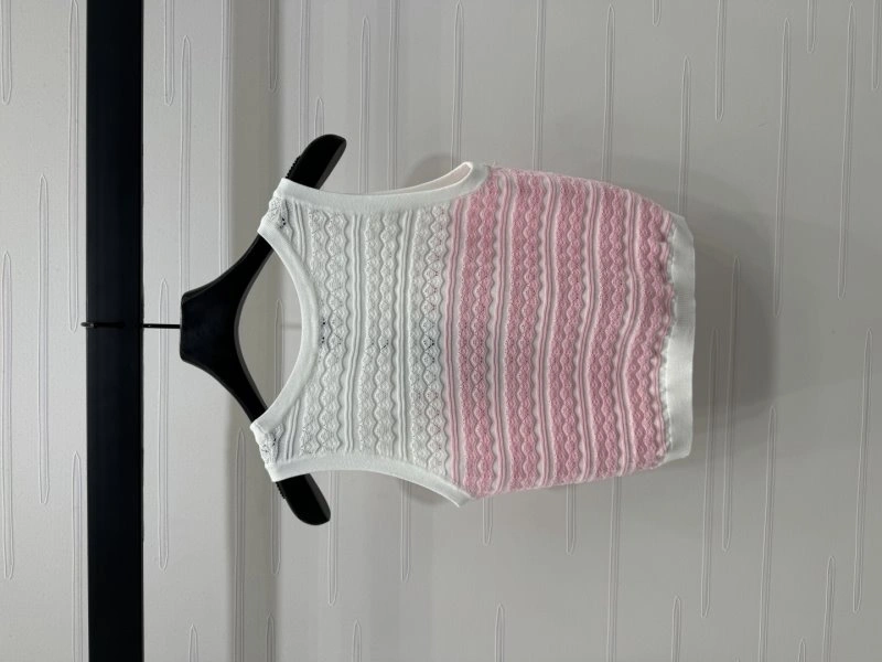 Vibrant Chanel Vest 110000