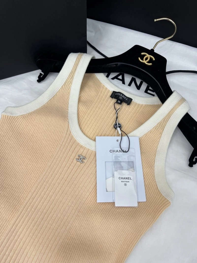 Chanel Vest Minimalist 109987