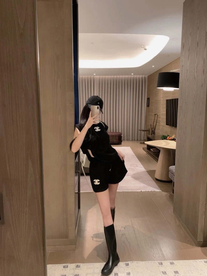 Breathable Chanel Vest 109992