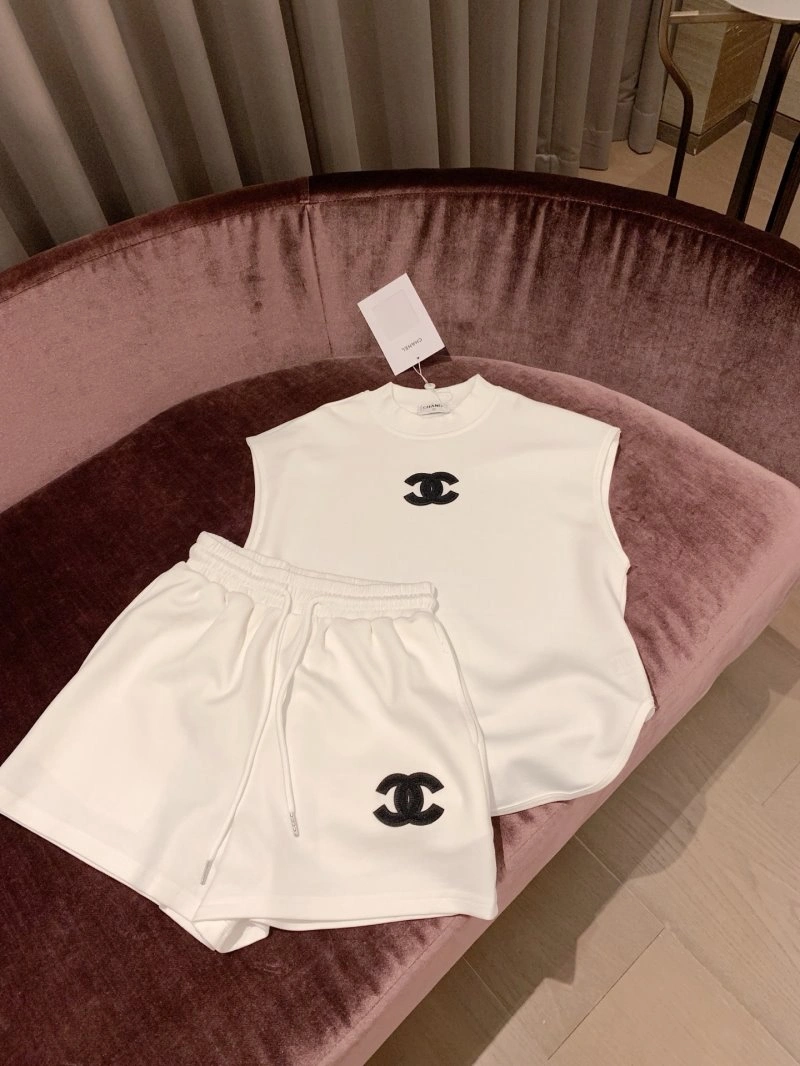 Chanel Vest UrbanChic 110009