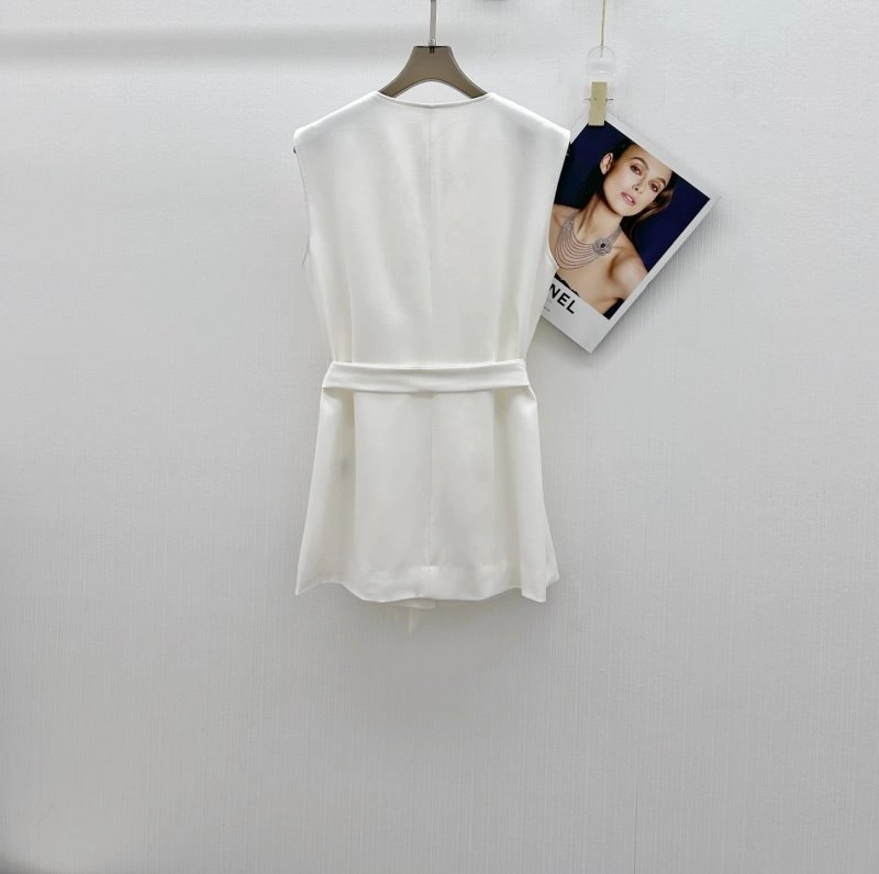 Contemporary Chanel Vest 109994