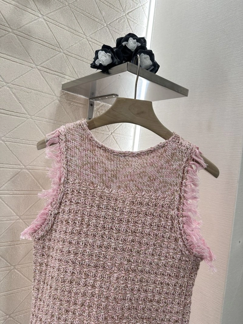 Effortless Chanel Vest 109982