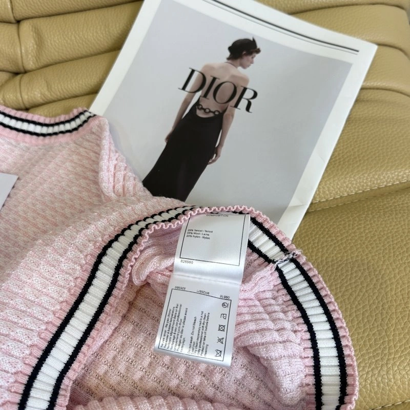 Chanel Vest Lightweight 109974