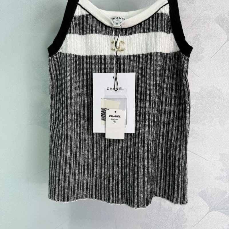 Chanel Vest Functional 109962