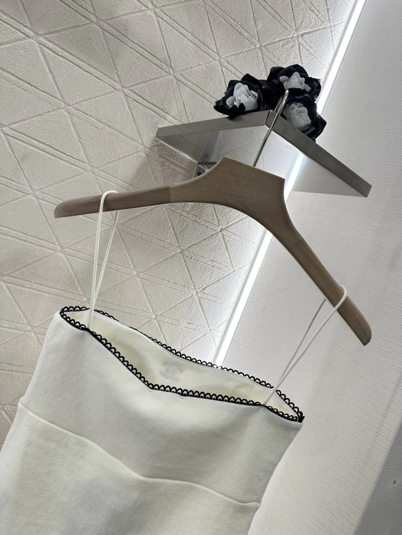 EasyCare Chanel Vest 109940