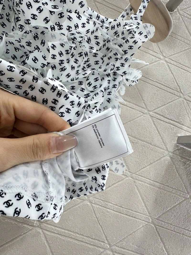 Chanel Vest Vibrant 109938