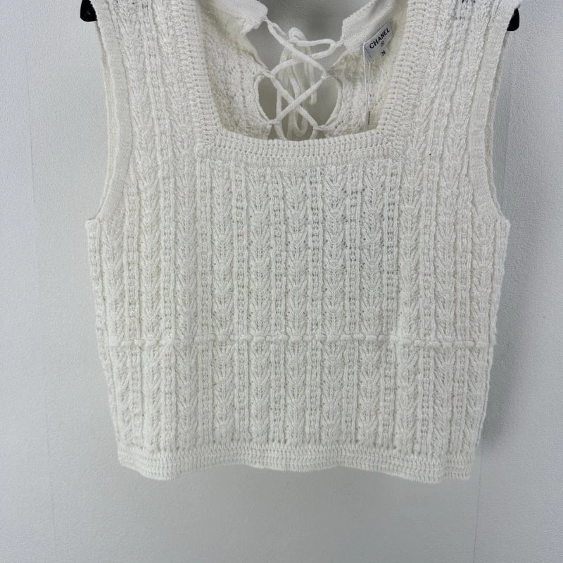 ComfortFit Chanel Vest 107748