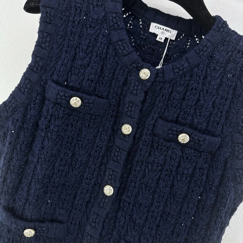 Chanel Vest FashionForward 107742
