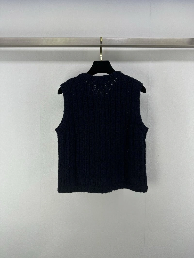 Chanel Vest FashionForward 107742