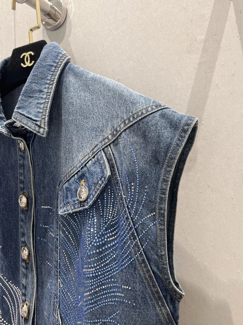 Classic Chanel Vest 107729