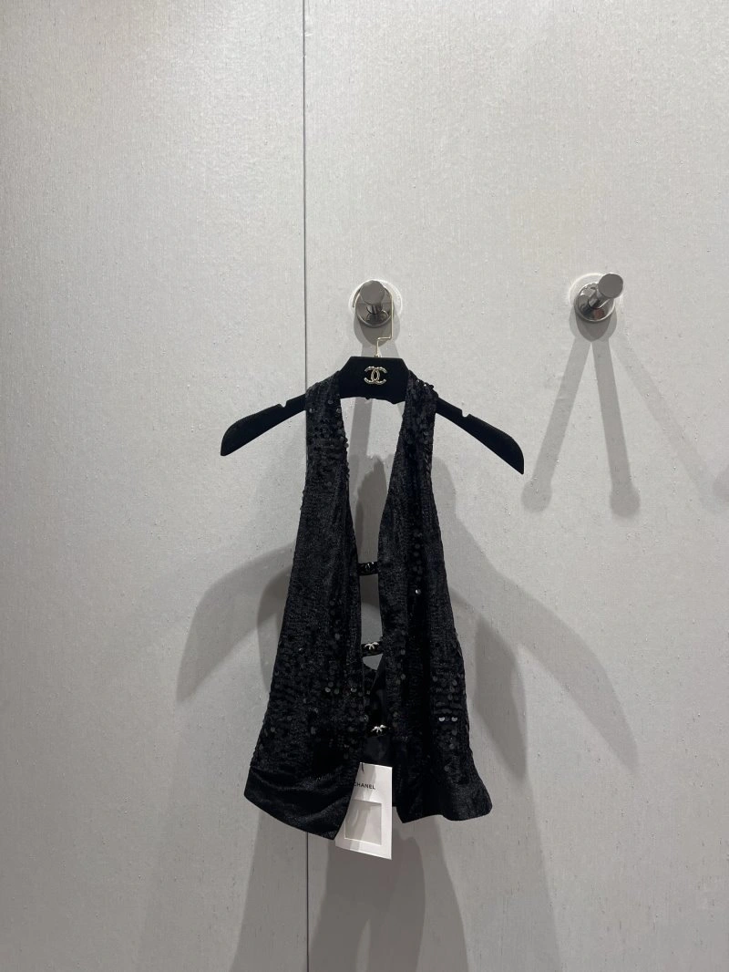 Effortless Chanel Vest 107707