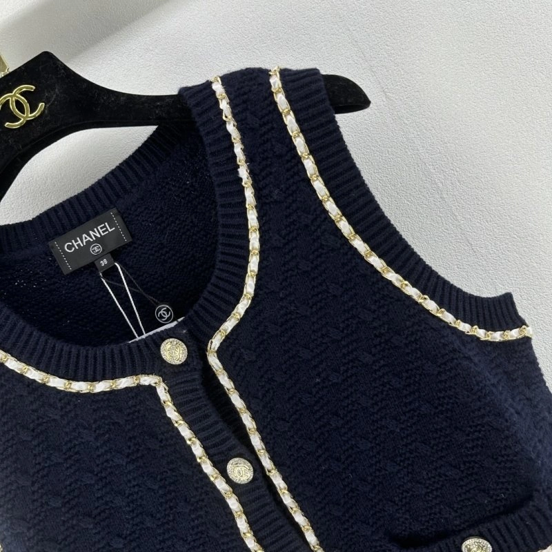 WaterResistant Chanel Vest 107718