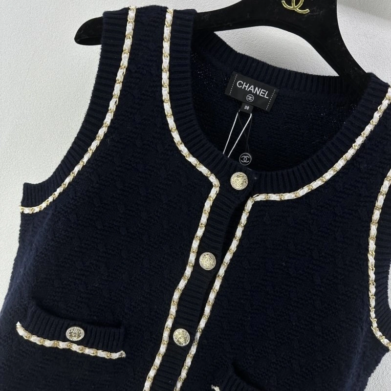 WaterResistant Chanel Vest 107718
