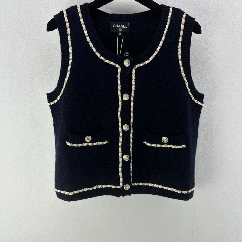 WaterResistant Chanel Vest 107718