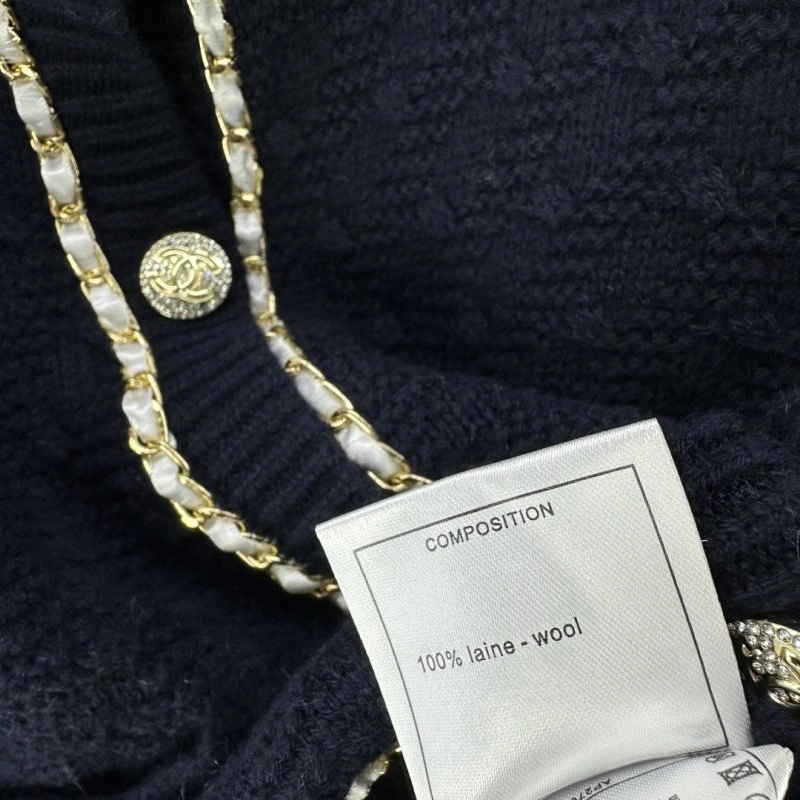 WaterResistant Chanel Vest 107718