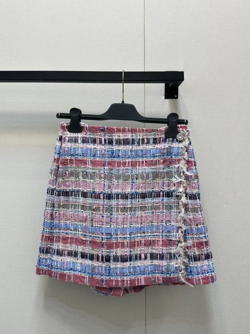 Vibrant Chanel Vest 107730