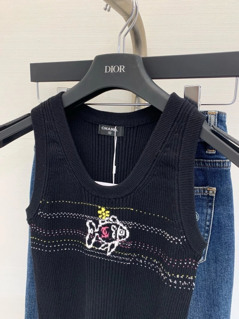 EyeCatching Chanel Vest 107705
