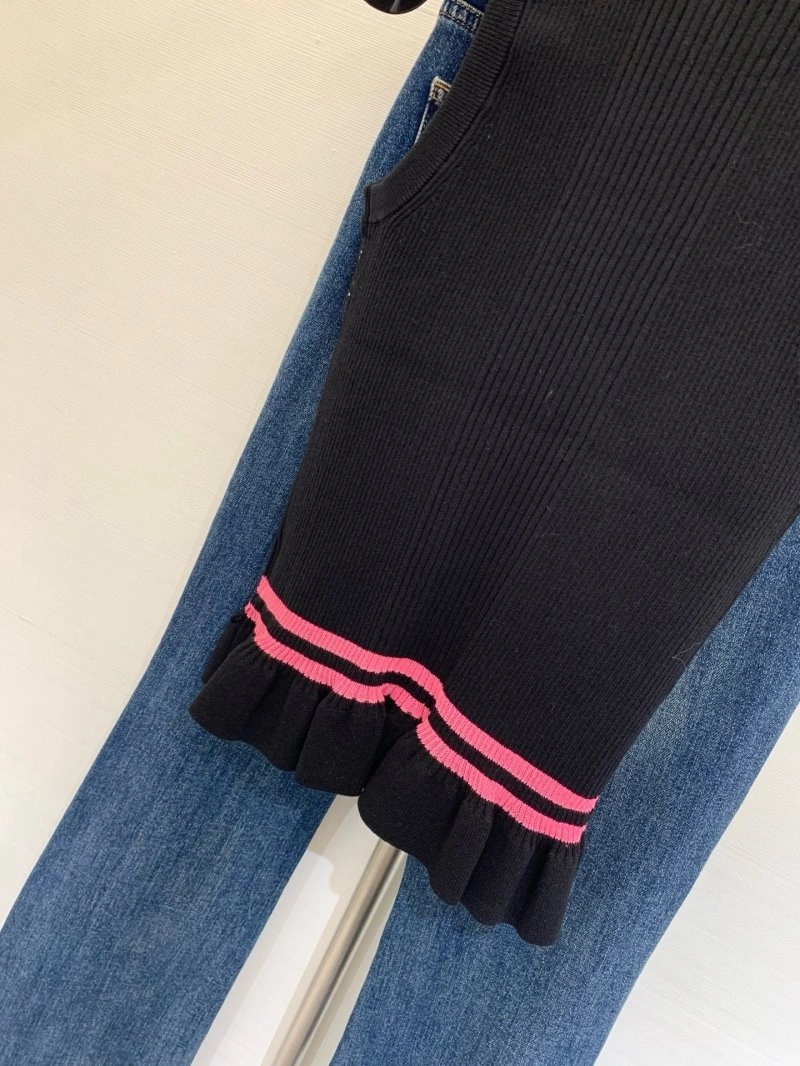 EyeCatching Chanel Vest 107705