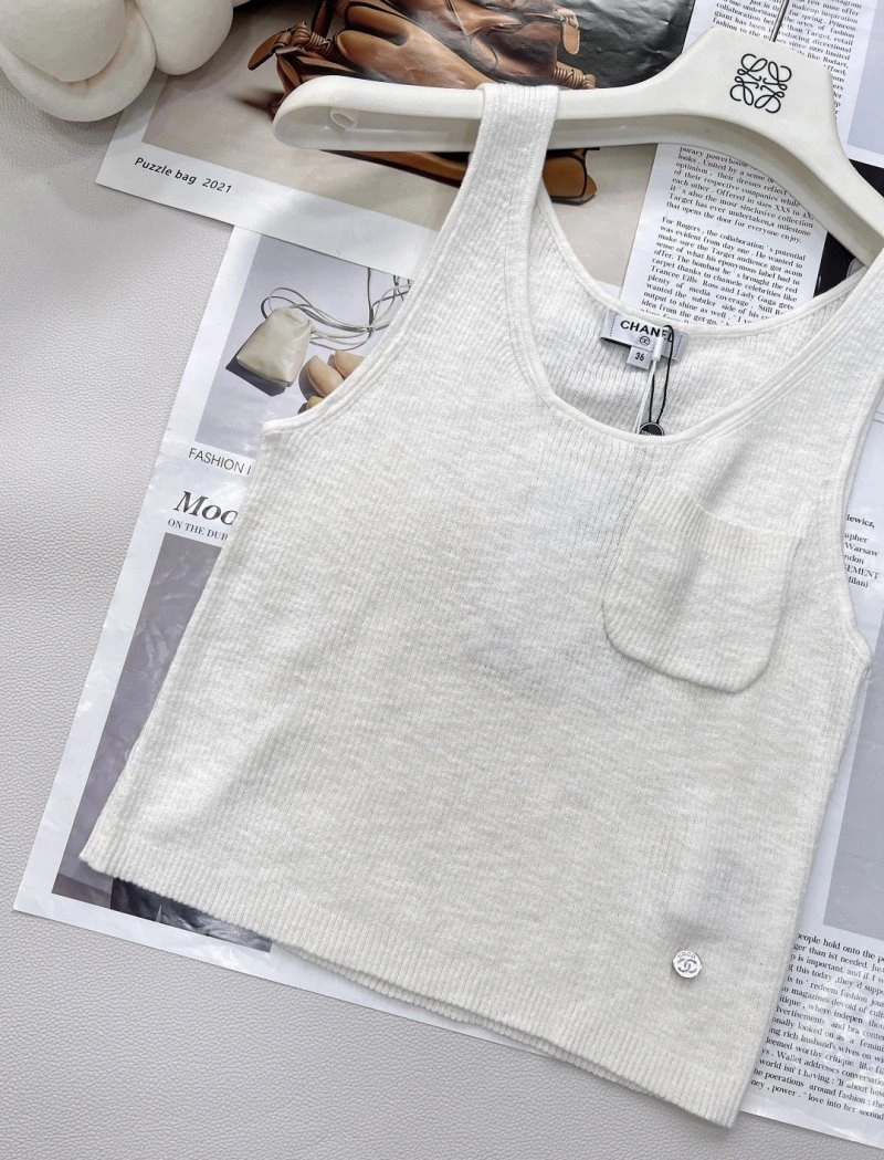 Chanel Vest FashionForward 107701