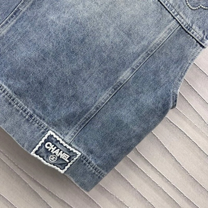 Chanel Vest Classic 107684