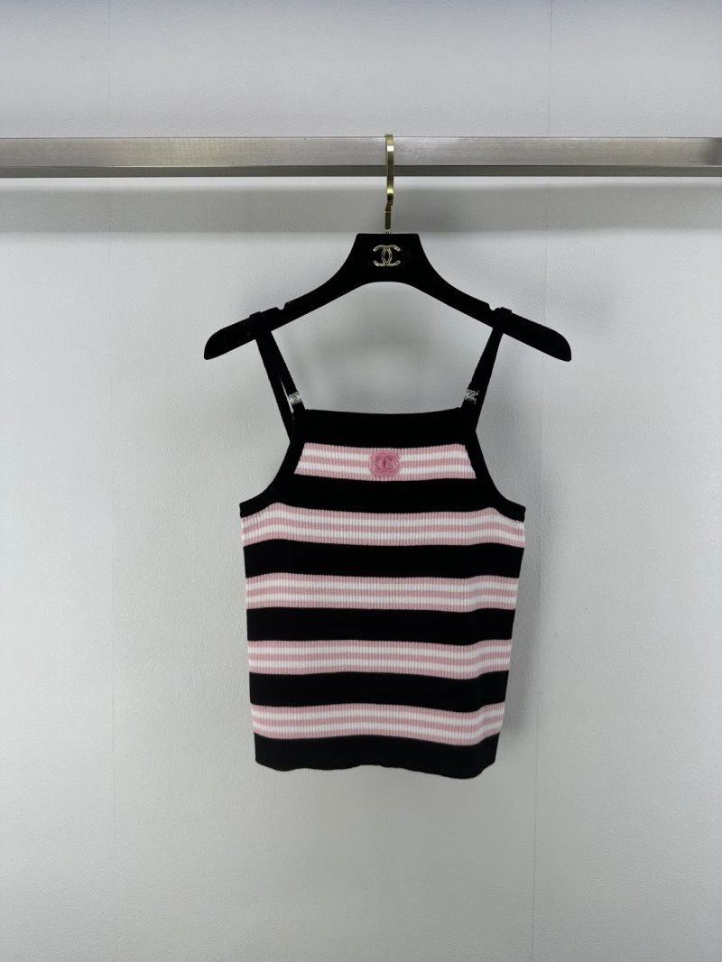 Trendsetting Chanel Vest 107691