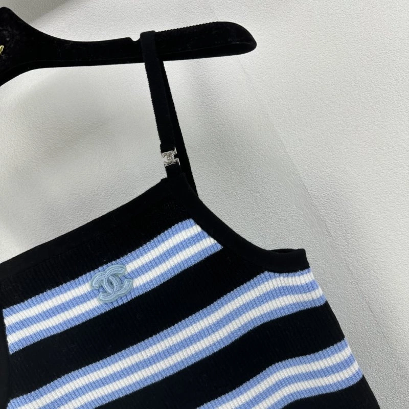 Sleek Chanel Vest 107687