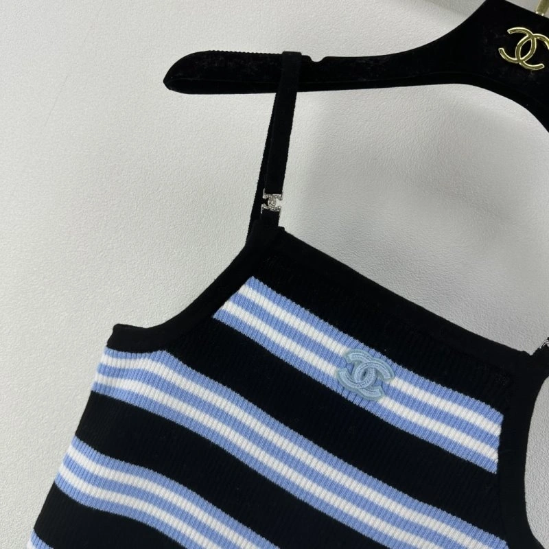 Sleek Chanel Vest 107687