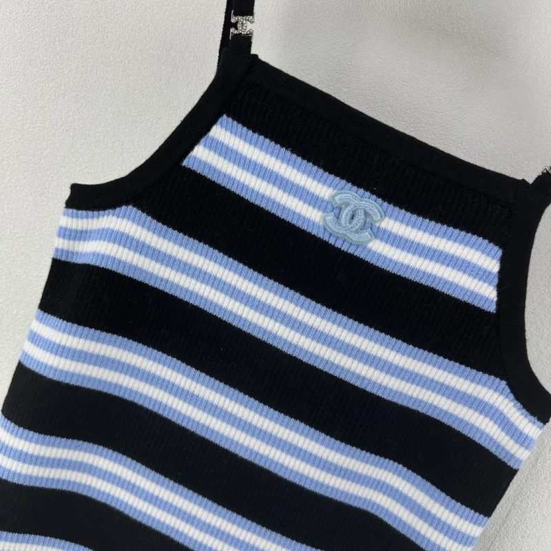 Sleek Chanel Vest 107687