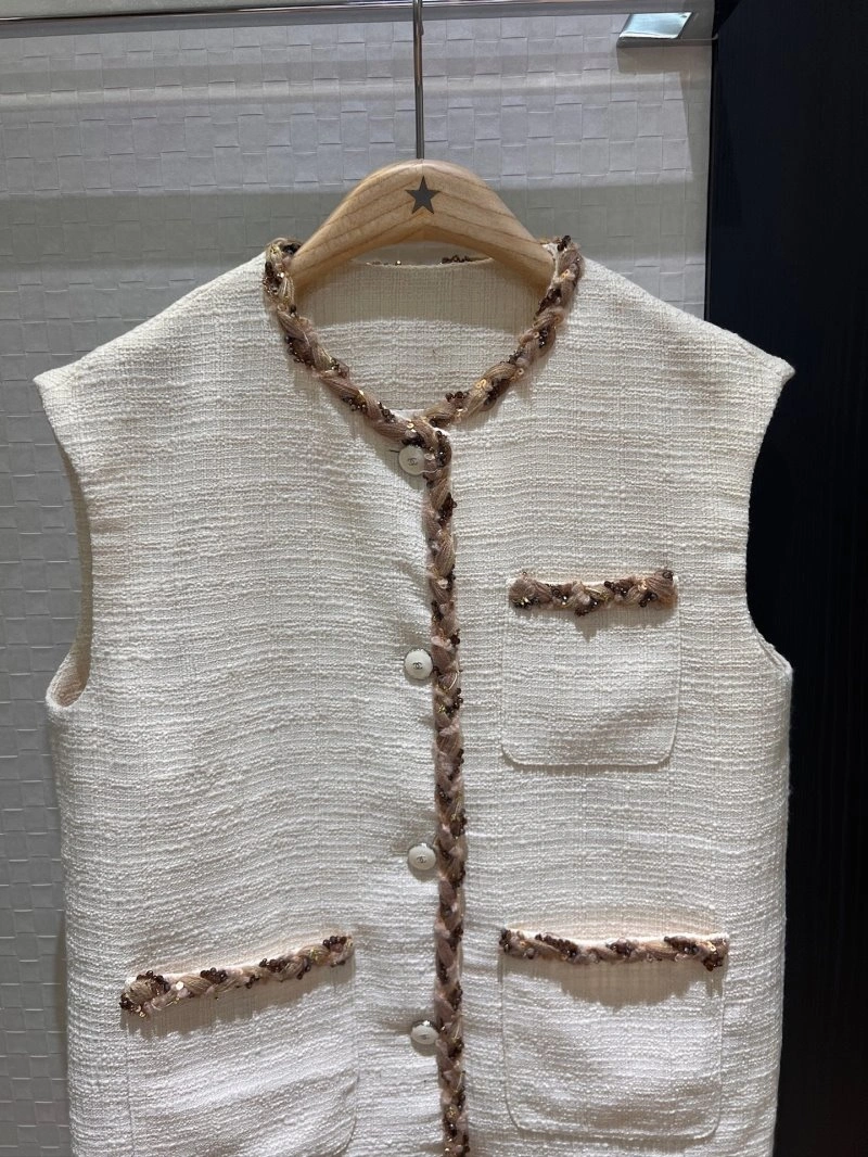 Chanel Vest Affordable 107688