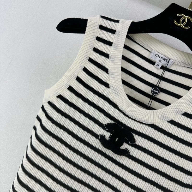 Chic Chanel Vest 107658