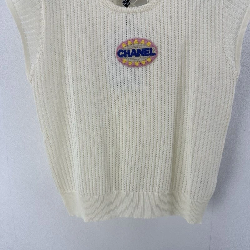 WellDesigned Chanel Vest 107653
