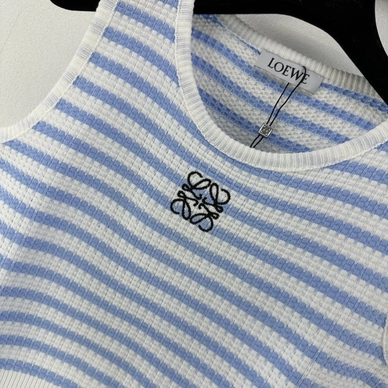 Refined Chanel Vest 107627