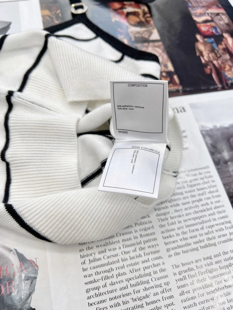 Sporty Chanel Vest 107623
