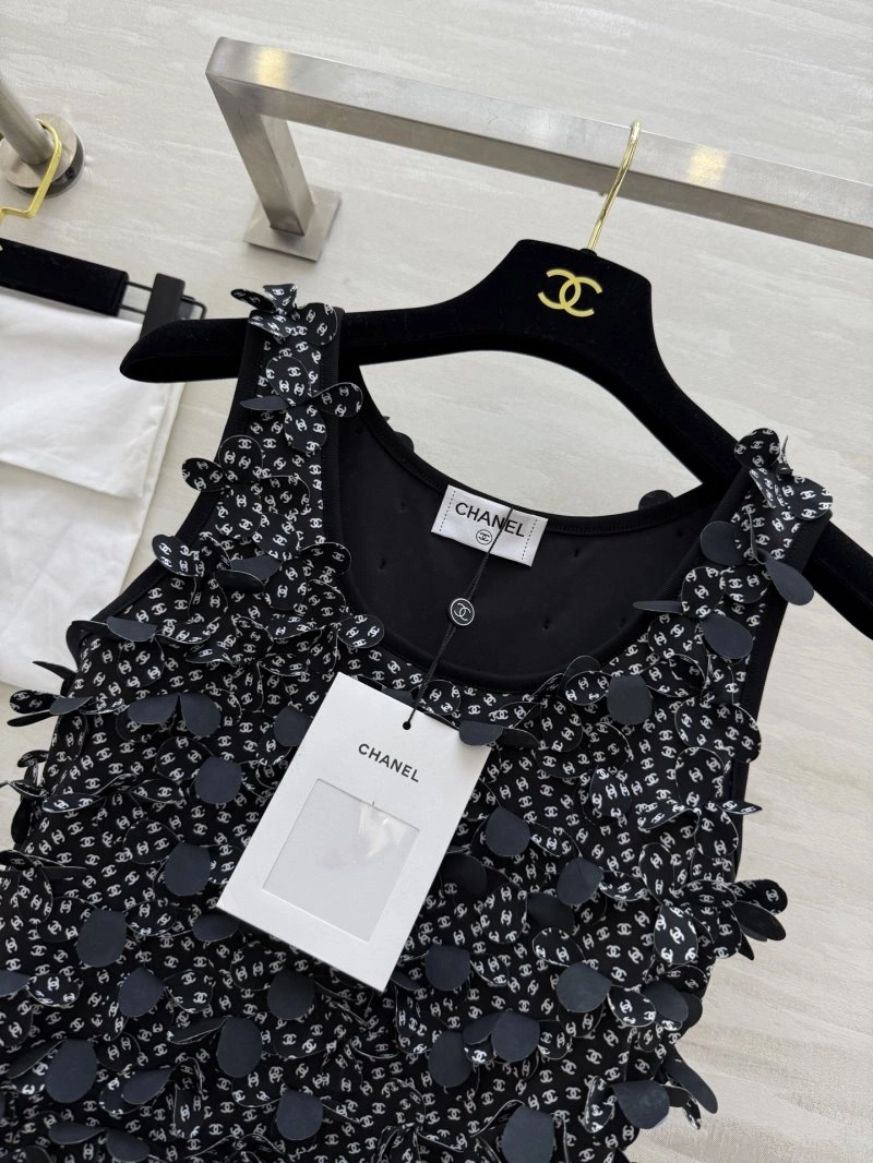 Snug Chanel Vest 107618
