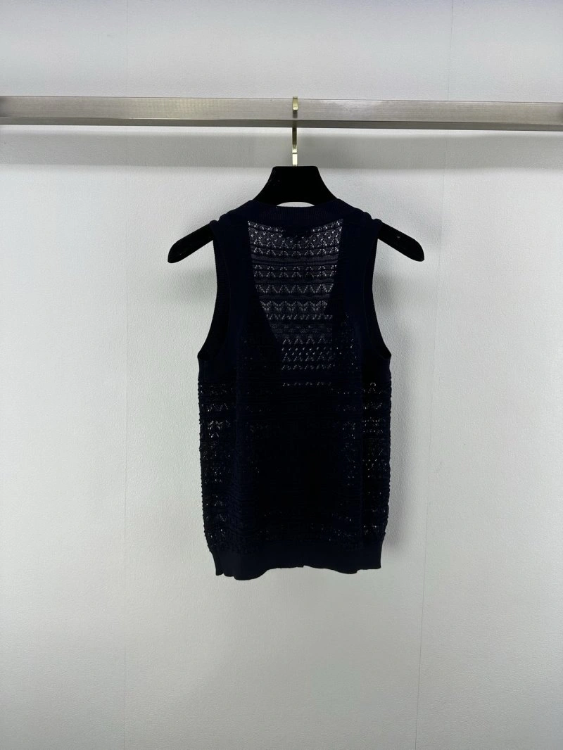 Compact Chanel Vest 107608