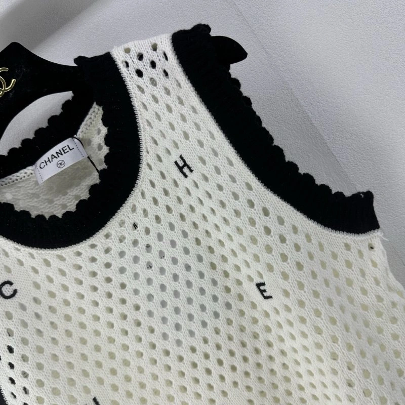 Snug Chanel Vest 107606