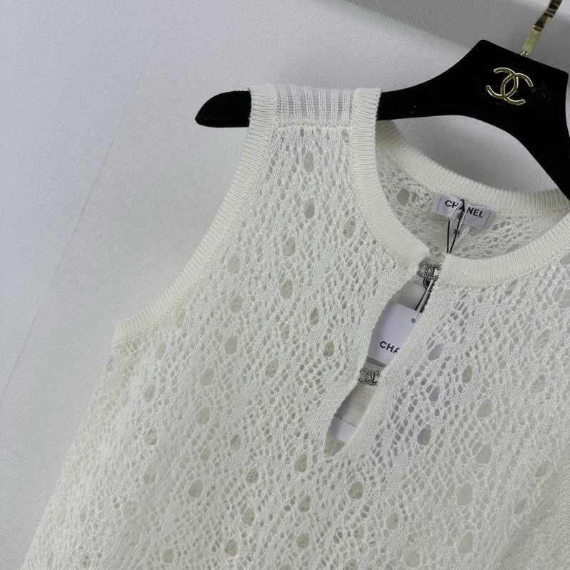 Chanel Vest Minimalist 107583