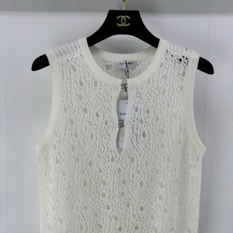 Chanel Vest Minimalist 107583