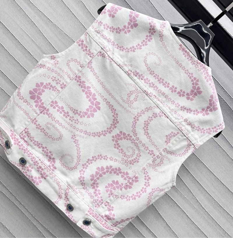 Chanel Vest Seasonal 107598